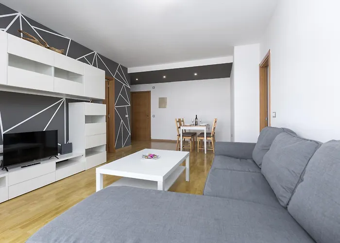 Apartment Home2book Sunny Retreat In