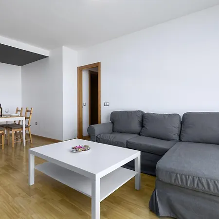 Home2book Sunny Retreat In Apartment